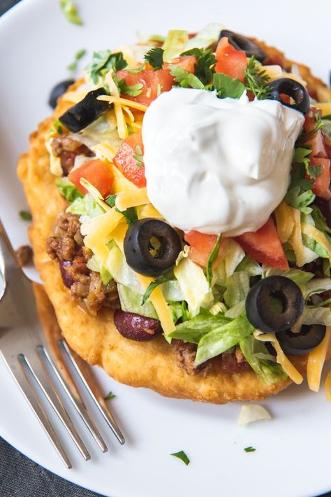 American Tacos, Indian Taco Recipes, Indian Taco, Fry Bread Tacos, Indian Fry Bread, Navajo Tacos, Indian Bread Recipes, Indian Tacos, Fried Bread Recipe