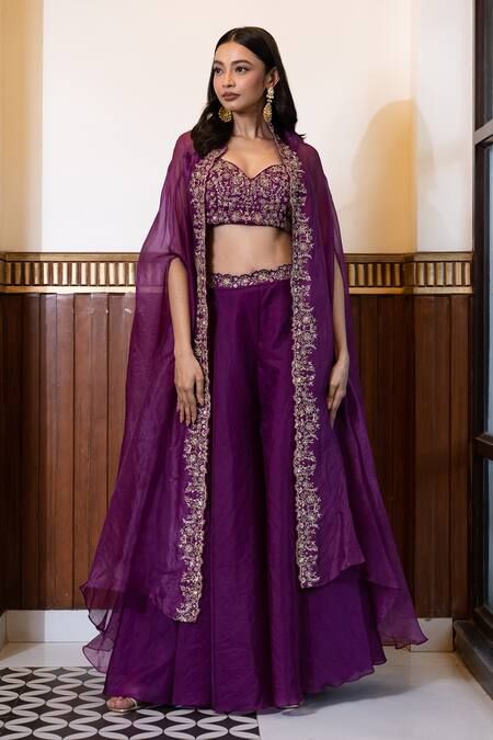 Buy Purple Organza Embroidery Floral Blouse Placement Cape Sharara Set For Women by MEHAK SHARMA Online at Aza Fashions. Sangeet Sharara Outfits, Purple Cape Dress, Shurgs Designs Dress, Sharara With Jacket, Blouse Sweetheart Neck, Cape Sharara, Purple Cape, Function Dresses, Organza Embroidery