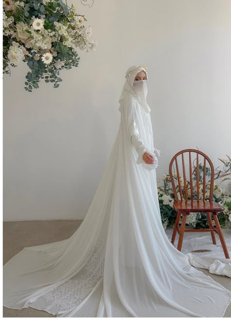 Nikkah Abaya, Niqab Wedding, Muslim Wedding Gown, Nikah Outfit, Walima Dress, Beautiful Bridal Dresses, Muslim Wedding Dress, Wedding Dress Outfit, Diy Bead Embroidery