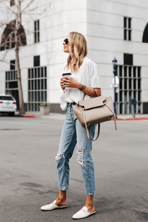 White Mules Outfit, Mules Outfits, Princetown Gucci, Mule Outfit, Short Sleeve White Shirt, Shoe Outfits, Comfy Jeans Outfit, Board Outfit, Bag Wishlist