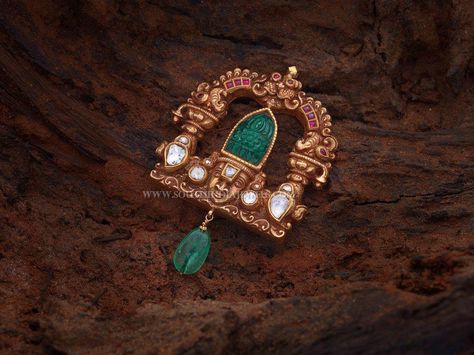 Antique Gold Pendant Designs, Balaji Pendant, Pendant Designs, Gold Pendent, Lord Balaji, Pendant Locket, Wedding Engagement Rings, Gold Jewelry Simple Necklace, Handmade Gold Jewellery