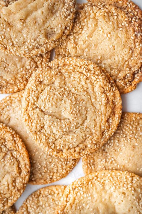 Chewy Honey Sesame Cookies - Cooking Therapy Cooking Therapy, Seed Cookies, Sesame Cookies, International Desserts, Peanut Cookies, Peanut Candy, Honey Sesame, Honey Cookies, Cookie Spread