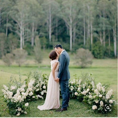 Decoration Vitrine, Ceremony Design, Wedding Ceremony Backdrop, Wedding Ceremony Flowers, Ceremony Inspiration, Sydney Wedding, Ceremony Arch, Film Wedding Photography, Ceremony Flowers