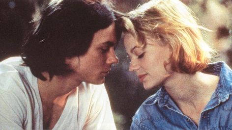 River and Samantha Mathis River Phoenix Girlfriend, Phoenix Actor, Samantha Mathis, My Own Private Idaho, River Phoenix, Image Film, Love Photos, Keanu Reeves, The Thing