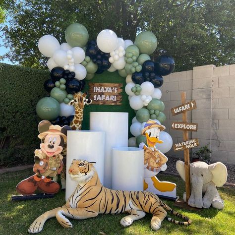 Mickey Mouse Safari Balloon Arch, Mickey Safari Birthday Decorations, Safari Mickey Mouse Party, Deco Safari, Safari Balloon, Jungle Decorations, Safari Animals Birthday, Mickey Birthday Party, Safari Cakes