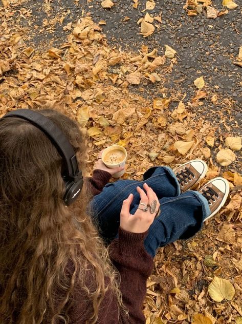 Things That Are Perfect, My Aesthetic Vibe, Different Girl Aesthetics, May Vibes Aesthetic, Cool Fall Aesthetic, My Pinterest Aesthetic, Cool Autumn Aesthetic, Autumn Nature Aesthetic, Aesthetic That Girl