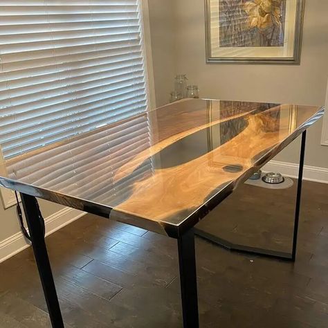 Plexiglass Table Top, Table Protector Ideas, Diy Study Table, Plexiglass Table, Glass Kitchen Tables, Table Top Covers, Plexiglass Sheets, Diy Water Fountain, Wooden Table Top