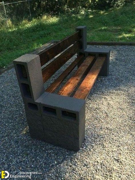 Cinder Block Bench, Office Candy, Fire Pit Landscaping, Cinder Blocks, Backyard Seating, Top Diy, Christmas Outdoor, Cinder Block, Candy Christmas