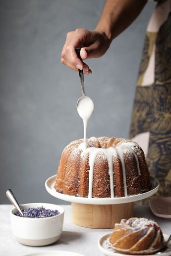 Earl Grey Bundt Cake Savory Cakes, Bundt Cakes Recipes, Earl Grey, Savoury Cake, Cake Cake, Food Cakes, Pavlova, Bundt Cake, Healthy Baking