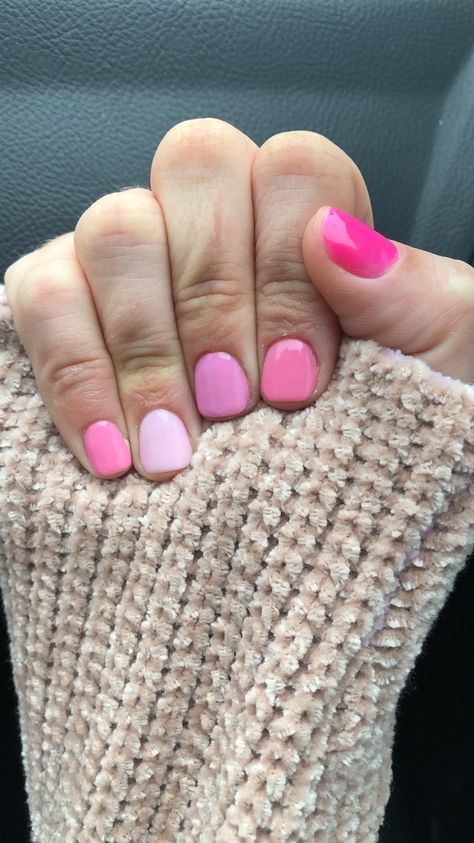 Pink rainbow nails, different shades of pink, spring nails, nail inspo, gel nails Gel Nails Ideas Short Multicolor, Pink Colorful Nails, Spring Nails On Natural Nails, Multi Colored Nails Pink Shades, Shades Of Pink Manicure, Trendy Manicure Ideas, Rainbow Pink Nails, Every Nail Different Color Shades Pink, Gel Manicure Ideas For Short Nails Pink