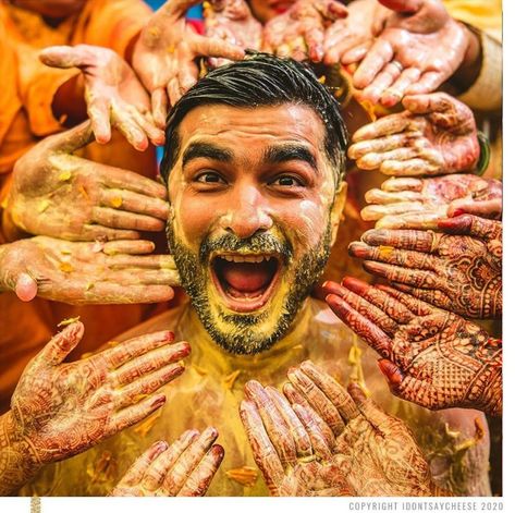 Haldi Ceremony Outfit For Men, Haldi Photography Ideas, Groom Haldi, Haldi Poses For Bride, Wedding Dresses Styles, Haldi Photoshoot, Haldi Ceremony Outfit, Indian Bride Photography Poses, Indian Wedding Poses