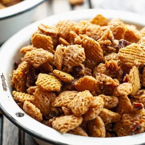 The ultimate crowd-pleasing party food! With just 4 simple ingredients -- pecans, Crispix cereal, butter, and brown sugar -- you can whip up this crunchy, sweet and salty snack mix in a matter of minutes. Crispix Snack Mix, Healthy Snack Mix, Crispix Cereal, Easy Snack Mix, Party Mix Recipe, Cinnamon Cereal, Cereal Mix, Cereal Snacks, Football Party Food