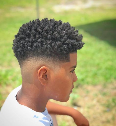 22 Cutest Haircuts for Black Boys You'll See This Year African American Boy Haircuts, Haircuts For Black Boys, Kids Updo, Temple Fade, Boys Curly Haircuts, Black Boy Hairstyles, Boys Fade Haircut, Teen Haircuts, Hair Stages