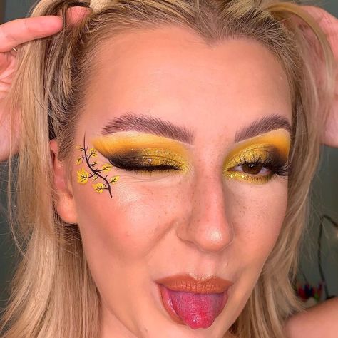 Harry Potter Makeup Looks Hufflepuff, Hufflepuff Makeup Looks, Hufflepuff Makeup, Harry Potter Makeup, Makeup Help, Full Body Suit, Harry Potter Series, Paint Ideas, Body Suit