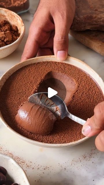 Paneer Dessert Recipes, Cocoa Powder Chocolate, Bake With Shivesh, Easy Indian Dessert Recipes, Healthy Chocolate Pudding, Chocolate Pudding Recipe, Cottage Cheese Desserts, Easy Indian Dessert, Low Fat Desserts