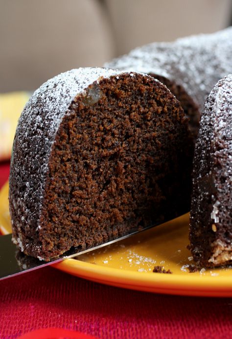 Gingerbread Crazy Cake, Gingerbread Coffee Cake, Gingerbread Christmas Cake, Gingerbread Bundt Cake, Gingerbread Recipes, Coffee Cake Bundt, Gingerbread Cake, Gingerbread Recipe, Big Cakes