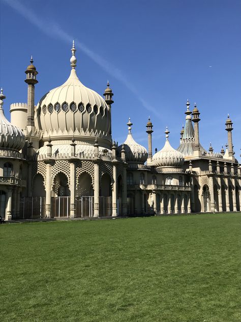 The Royal pavillion, Brighton. Brighton Architecture, Royal Pavilion, Brighton, Taj Mahal, Architecture Design, Tattoo Ideas, Architecture, Building, Quick Saves