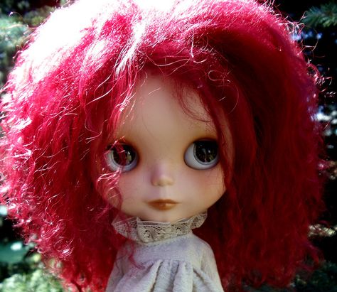 Blythe Doll Red Curly Hair Blythe Doll, Blythe Doll Red Hair, Pelo Ulzzang, Red Hair Icon, Red Hair Cartoon, Red Hair Doll, Red Curly Hair, Hair Icon, Victorian Lady