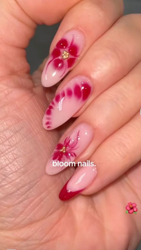 Nail Inspo Summer Almond, Bloom Nails, Blooming Gel Nail Art, Nails Painted, Blooming Gel, Nail Trend, Summery Nails, Girly Acrylic Nails, Classy Acrylic Nails