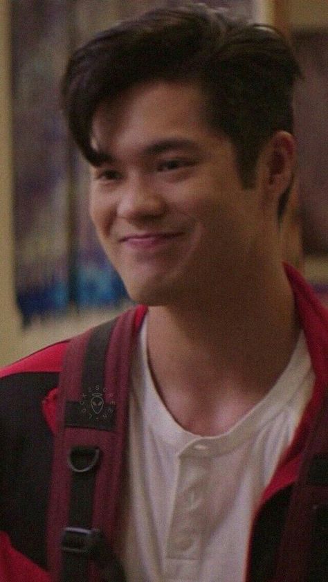 Zoomed in Zach Dempsey 13 Reasons Why, 13 Reasons Why Zach, Ross Butler 13 Reasons Why, Tyler Carter, Zach Dempsey, 13 Reasons Why Netflix, 13 Reasons Why Reasons, Ross Butler, Justin Foley