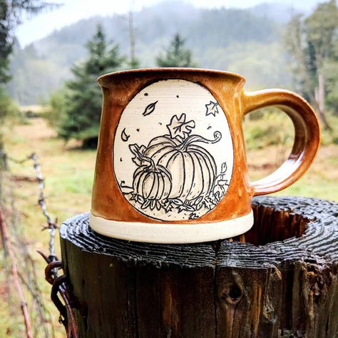 Mug House, Fall Ceramics, Autumn Ceramics, Autumn Pottery, Pumpkin Mugs, Fall Pottery, Pottery Book, Halloween Pottery, Autumn Cup