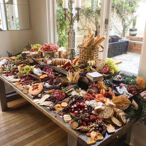 829 Likes, 76 Comments - KaraKara Lavish Grazing (@karakaraperth) on Instagram: “Cheesus, what a board! 😜” Finger Food Table, Cheese Table, Antipasto Platter, Charcuterie Platter, Cheese Party, Snack Board, Charcuterie And Cheese Board, Party Platters, Food Displays