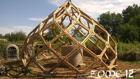 Zome121 by ceoceed | Geodesic dome homes, Geodesic dome, Dome house Cob House Plans, Bamboo Building, Geodesic Dome Homes, Dome Structure, Tree House Plans, Jungle House, Bamboo Structure, Dome Home, Cabin Tent