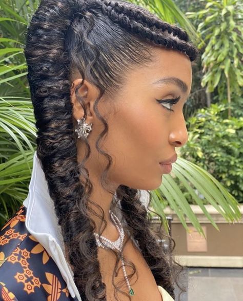 Yara Shahidi Hairstyles, Boho Braided Hairstyles, Long Braided Hairstyles, Yara Shahidi, Sophisticated Hairstyles, Braided Bun Hairstyles, Editorial Hair, Girls Natural Hairstyles, Natural Hair Updo