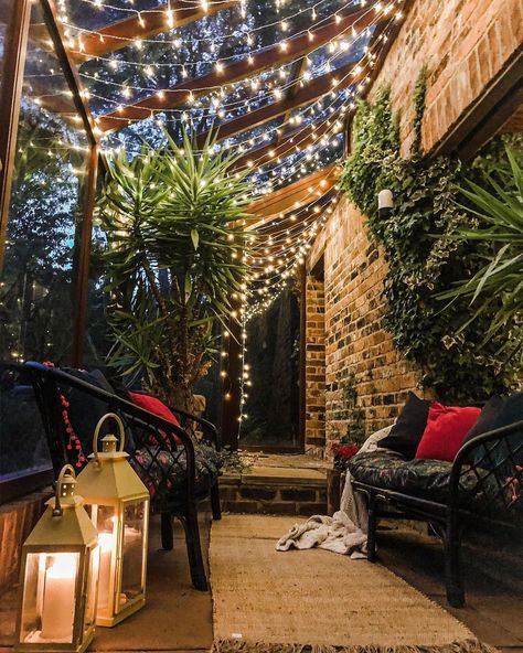 Fairy Lights Patio, Indian Houses, Terrace Decor, Outdoor Fairy Lights, Design Your Own Home, Backyard Lighting, Diy Flooring, Small Space Gardening, Festoon Lighting