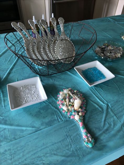 Mermaid Mirror Diy, Mermaid Makeover Party, Mermaid Party Table Decor, Mermaid Sweet 16, Mermaid Party Activities, Diy Mermaid Decorations, Mermaid Centerpiece Ideas, Mermaid Diy Crafts, Mermaid Party Games