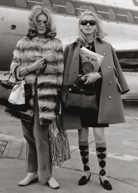 Catherine Deneuve Style, Vanessa Redgrave, Isabella Rossellini, Charlotte Rampling, Tilda Swinton, Helen Mirren, Catherine Deneuve, French Actress, Jane Birkin