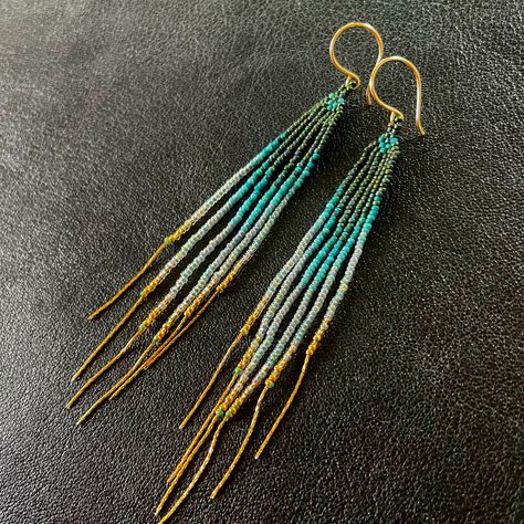 Earrings Patterns, Chain Fringe, Native American Beaded Earrings, Jewel Tone Colors, Beaded Jewlery, Western Earrings, Sparkly Things, Beach Boho, Beaded Crafts