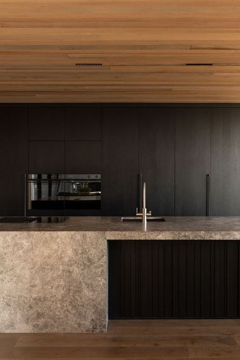 XIX. Natural Earthy Kitchen, Dark Interior Design Modern, Black And Wood Interior, Modern Dark Kitchen, Earthy Kitchen, Dark Interior Design, Kitchen Designer, Charred Wood, Black Kitchen Cabinets