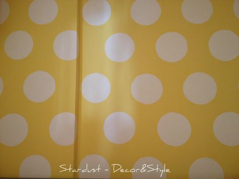 Polka dot wall -how to stencil Painting An Accent Wall, Girls Room Paint, Girls Room Colors, Ideas For Painting, Redecorating Ideas, Painted Wood Walls, Painting Kids, Wallpaper Stencil, Bedroom Reveal