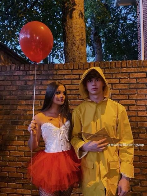 Easy Couple Halloween Costumes, Easy Couples Costumes, Cute Couples Costumes, Halloweenský Makeup, Classy Halloween Costumes, Matching Halloween Costumes, Hot Halloween Outfits, Halloween Coustumes, Pretty Halloween Costumes