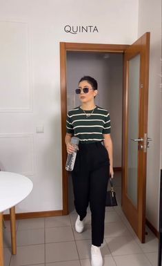 Office Outfits Women Jeans, Casual Office Outfits Women Jeans, Fashion Trends Spring 2023, Worst Fashion Trends, Trends Spring 2023, Fashion 2023 Spring, Casual Office Outfits Women, Casual Office Outfits, Amazon Fall Fashion