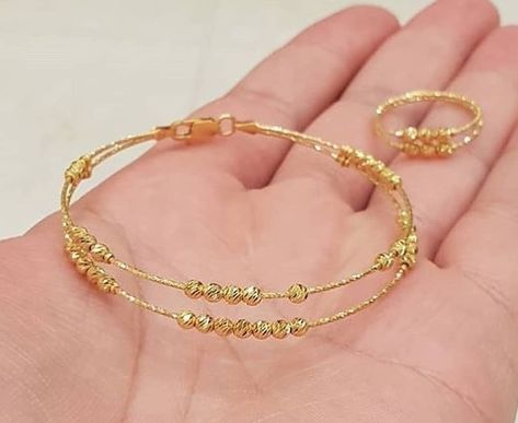 21k Gold Bracelet, Bracelet Ideas Gold Indian, Golden Bracelet For Women Indian, Baby Jewelry Gold, Gold Bracelet Simple, Gold Jewels Design, Gold Jewellry, Fancy Jewelry Necklace, Modern Gold Jewelry