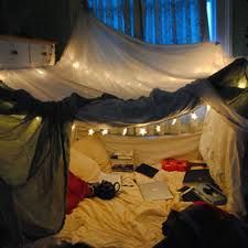 Build blanket forts & sleep in them all night. Bedroom Fort, Cool Forts, Sleepover Room, Blanket Fort, Bunk Bed Designs, Build A Fort, Fun Sleepover Ideas, Pillow Fort, Sleepover Party