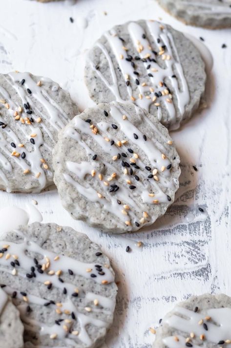 Black Sesame Dessert, Sesame Recipes, Cooking Therapy, Sesame Cookies, Cookie Calories, Spice Grinder, C Is For Cookie, Black Sesame, Asian Desserts