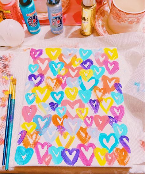 Preppy Easy Paintings, Preppy Heart Painting, Preppy Painting Ideas, Preppy Canvas Art, College Decorations, Preppy Artwork, Preppy Watercolor, Preppy Paintings, Preppy Drawing