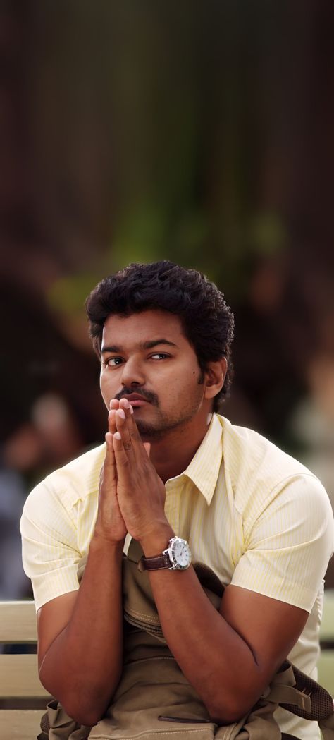 Vintage Thalapathy, Thalapathy Wallpaper, Ilayathalapathy Vijay Cute Images, Ilayathalapathy Vijay, Indian Things, Vijay Thalapathy, Actor Quotes, Vijay Actor, Indian Actors