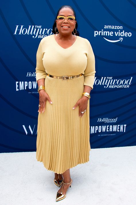 Coastal Grandma Fall, Oprah Winfrey Style, Know Your Body Type, Casual Chic Fashion, Chic Clothing Style, White Wrap Dress, Fall Chic, Best Red Carpet Looks, Red Carpet Outfits