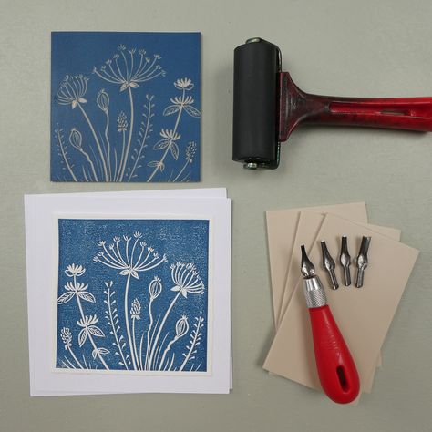 How to make a linocut print for beginners Linocut Designs For Beginners, Print Making Art Ideas, Linorez Ideas, Lino Print Tutorial, Linocut Prints Beginner, Lino Print For Beginners, Linocut Simple Design, Printmaking Ideas Design, How To Print