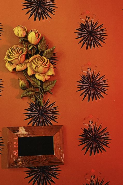 Vintage Mexican Aesthetic Wallpaper, Mexican Romance Aesthetic, New Mexico Gothic, 2000s Mexican Aesthetic, Thee Sacred Souls Aesthetic, Dark Mexican Aesthetic, Old Mexican Aesthetic, 90s Mexican Aesthetic, Frida Aesthetic