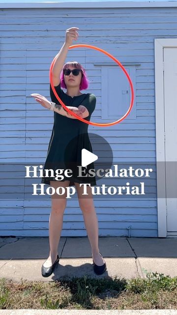 @albinoplant on Instagram: "⚠️ Hinge Escalator Hoop Tutorial ⚠️ 1️⃣ Put your body in the hoop and drop the hoop on your elbows 2️⃣ Drop one arm and place your opposite hand on the hoop 3️⃣ Squeeze your elbow to pinch the hoop so that the hoop folds off your body 4️⃣ Quickly straighten and raise your arm above your head  *If the hoop is getting stuck on your shoulder, you’re probably not raising your arm soon enough! Also try leaning away from the hoop!*  4 Example Combos: 1️⃣ Down escalator —> hinge escalator 2️⃣ Neck break escalator —> hinge escalator 3️⃣ Breaks & paddles —> hinge escalator  4️⃣ Chest hooping —> hinge escalator  #albinoplanttuts #hooptuts #hooptutorial #hooptutorials #hooping #hooplah #hoopspam #hooptricks #hulahoop #hooptech #hoopersofinstagram #hoopersofig #infinitecirc Hoop Tricks, Hoop Workout, Hula Hoop Workout, Hula Hooping, Hula Hoop, Your Head, To Do List, Hinges, Instagram