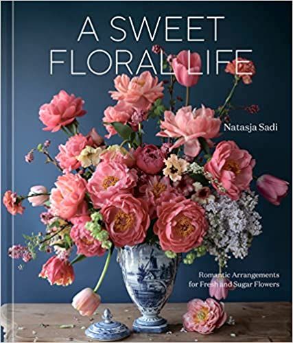 Home Atelier, Fresh Flowers Arrangements, Flower Arranging, Seasonal Flowers, Sweet Floral, Sugar Flowers, Elle Decor, Book Of Life, Unique Home Decor