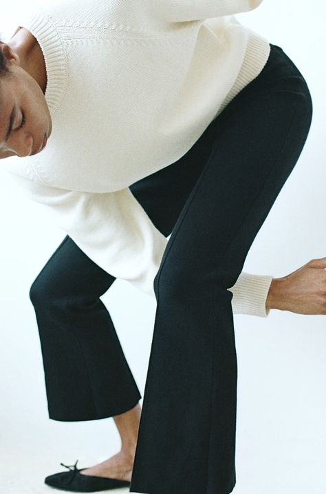 You’ll Want to Live in the Feel-Good Stretchy Knits Made by This Alum of The Row | Vogue Kick Flare Pants, Duffel Coat, Waffle Tee, Twill Coat, Quilt Coat, Leather Knee Boots, Moving To Los Angeles, Tailored Coat, Raglan Sweater