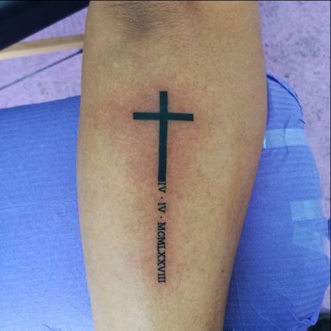 Cross Tattoos Designs, Cool Cross Tattoos, Roman Numbers Tattoo, Cross Tattoo On Hand, Tattoos Cross, Arm Tattoos For Guys Forearm, Cross Tattoo On Wrist, Wave Tattoo Design, Women Looks