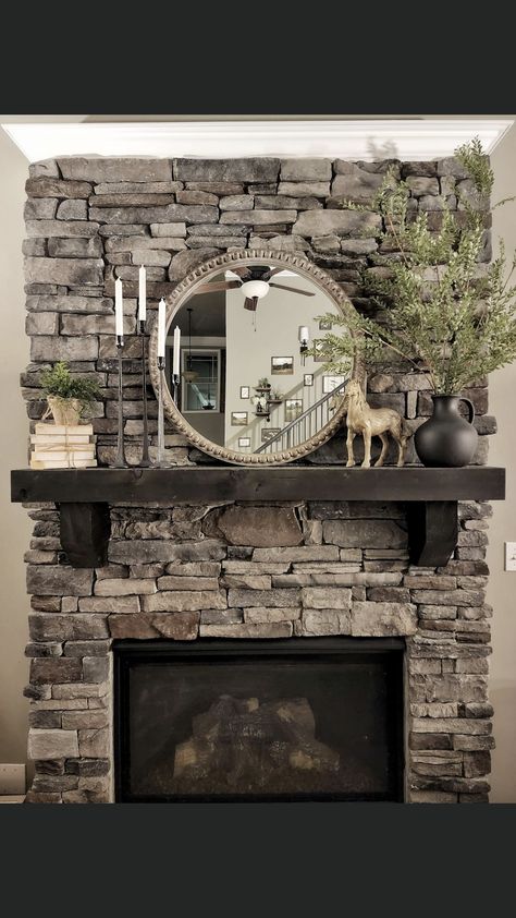 Mirror Fireplace Mantle, Stone Fireplace Mantle, Fireplace Hearth Decor, Corner Fireplace Makeover, Mirror Over Fireplace, Spring Mantle Decor, Wood Mantle Fireplace, Farmhouse Mantle Decor, Farmhouse Fireplace Decor