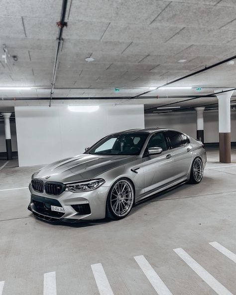 F90 M5, Bmw Touring, M5 F90, Grey Car, Silver Wallpaper, Bmw Alpina, Cars Luxury, Bmw 5 Series, My Dream Car